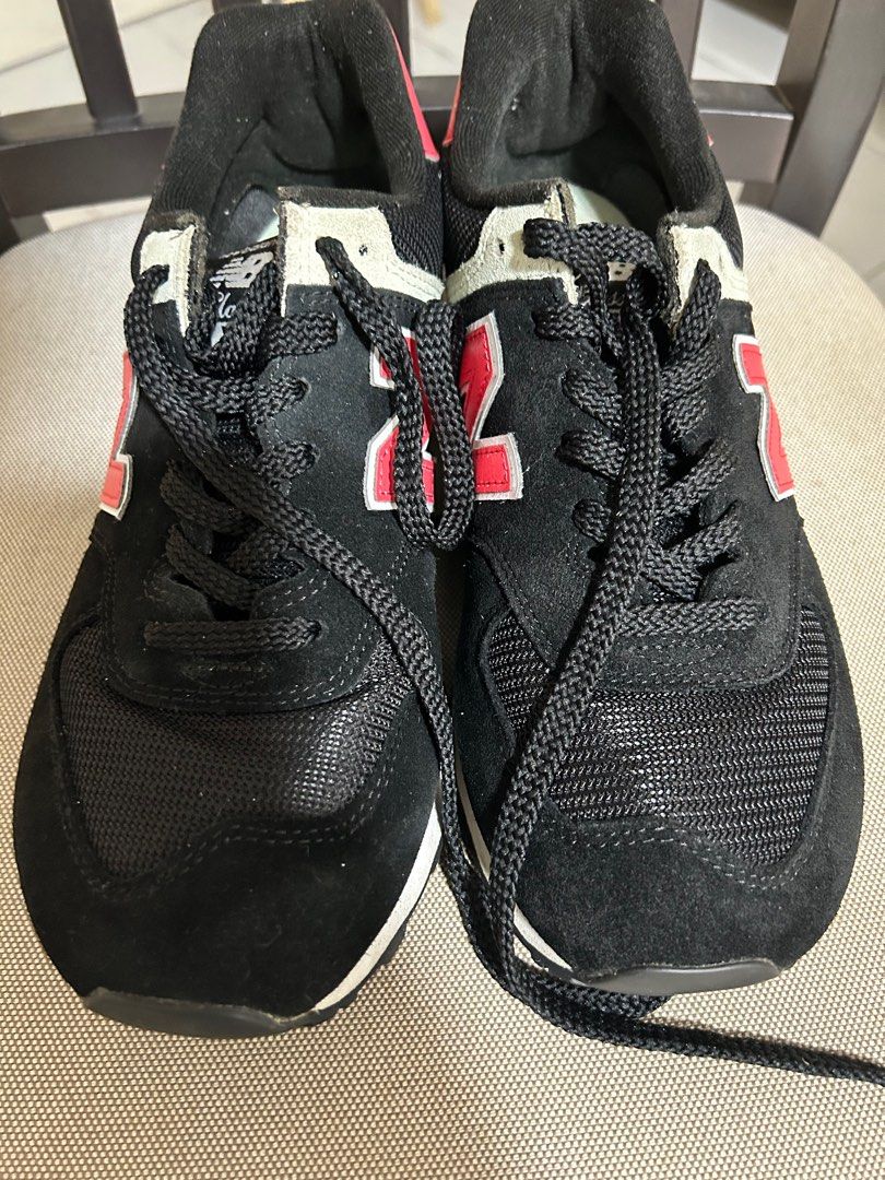 New Balance 574 Black Pomelo