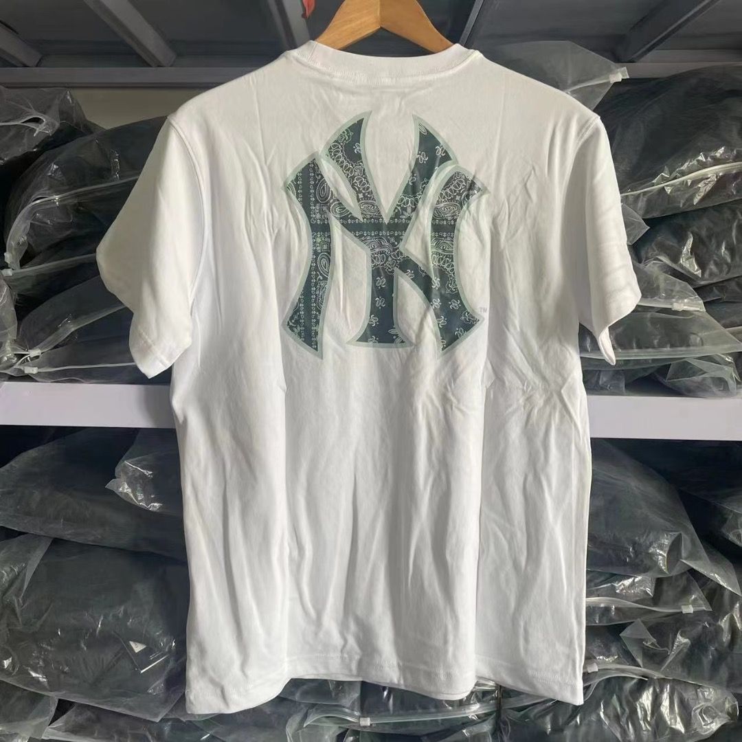 new york yankees tshirt in 2023  Gents t shirts, T shirt, Shirt logo design