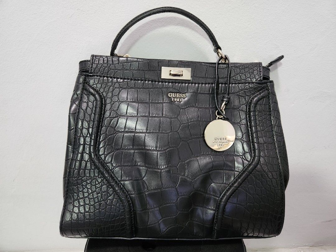 Guess black on sale bag sale