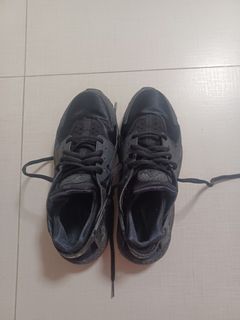 Nike黑色波鞋