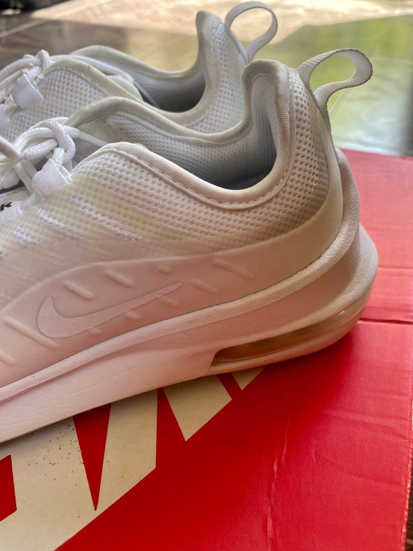 aa2168 nike air max axis