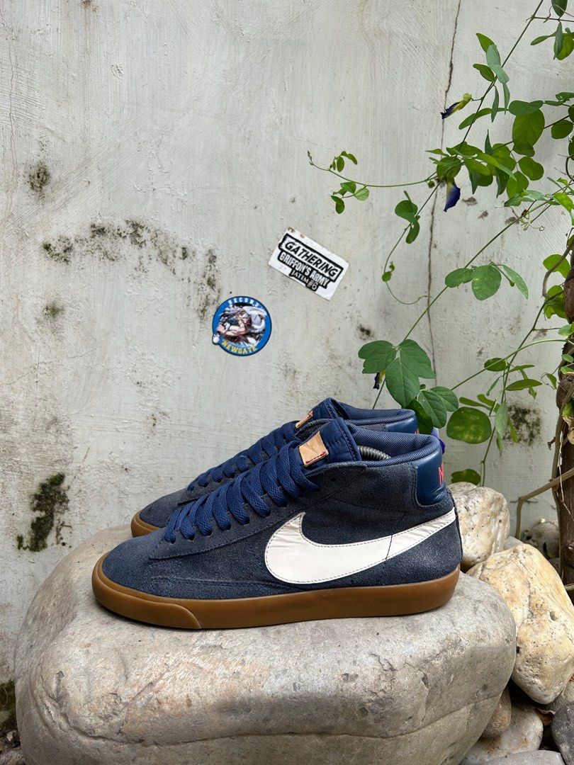 Nike blazer mid 77 navy clearance