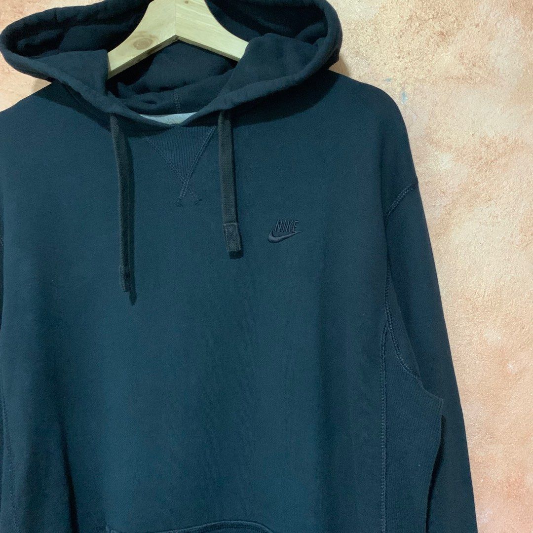 nike mini swoosh hoodie, Men's Fashion, Tops & Sets, Hoodies on Carousell