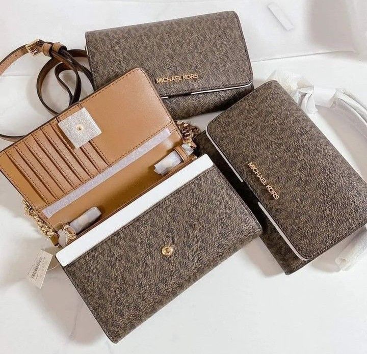 Mk hand wallets clearance