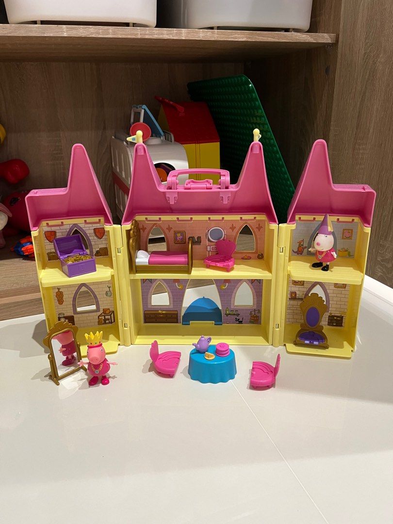 Peppa Pig Princess Castle Deluxe Playset, Hobbies & Toys, Toys & Games ...