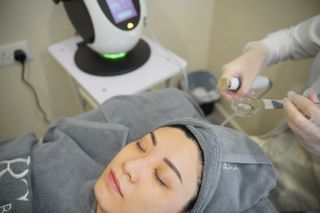 Carousell大激賞: 【主播/直播主最愛】Plason等離子傳導儀水亮BB肌 (RC Beauty Pico皮秒 BB槍去眼袋 按摩服務一站式美容熱點) 按摩_去斑美容儀_埋線下巴_按摩槍_激光去斑_嬰兒機_美白 