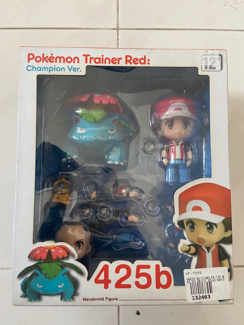 Pokemon trainer discount figures