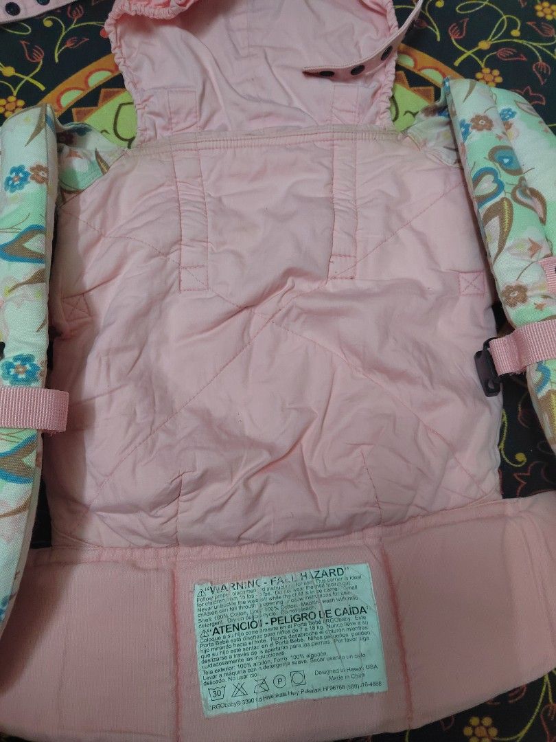 Ergobaby store heart rose