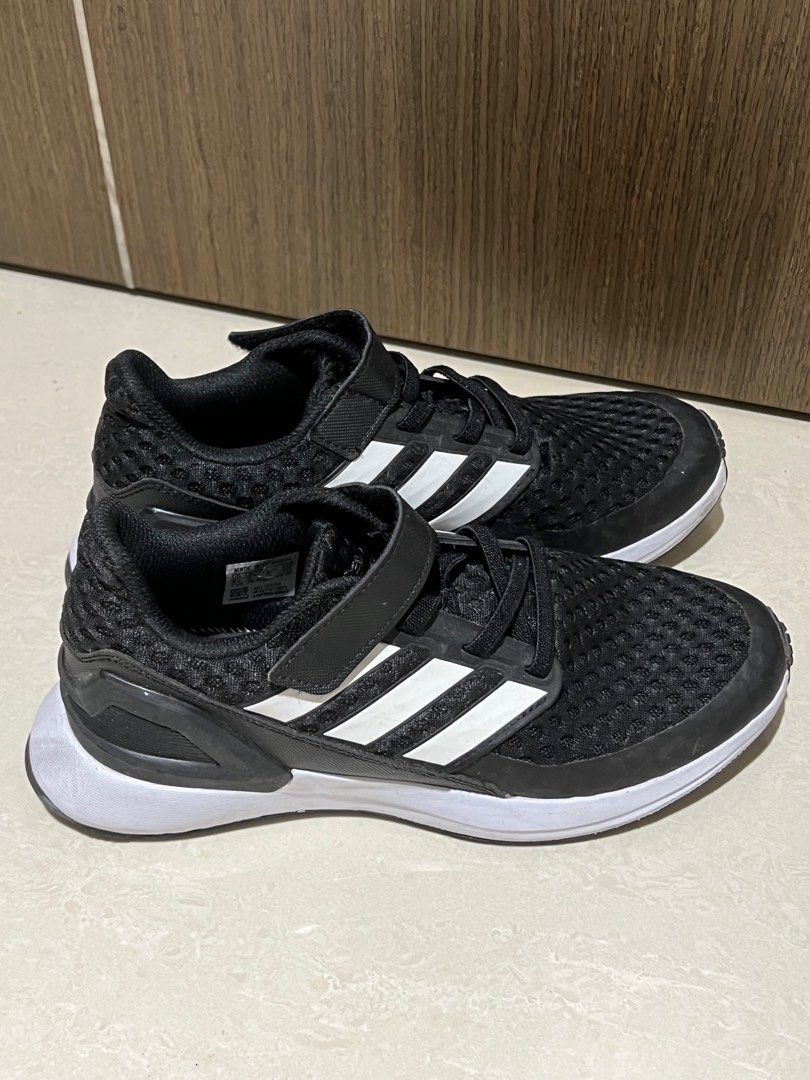 Rapidarun Adidas Shoes Men s Fashion Footwear Sneakers on Carousell