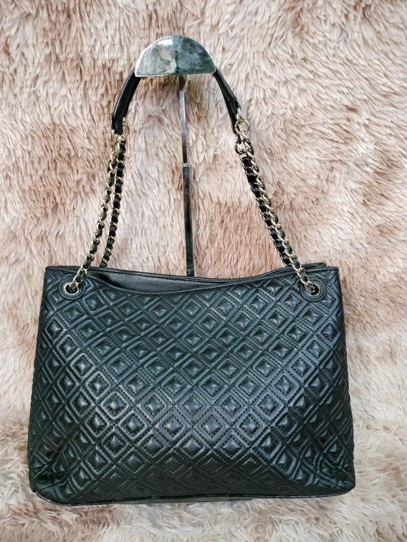 💥RAYA SALE💥 AUTHENTIC TORY BURCH MARION QUILTED BLACK TOTE BAG, Luxury,  Bags & Wallets on Carousell