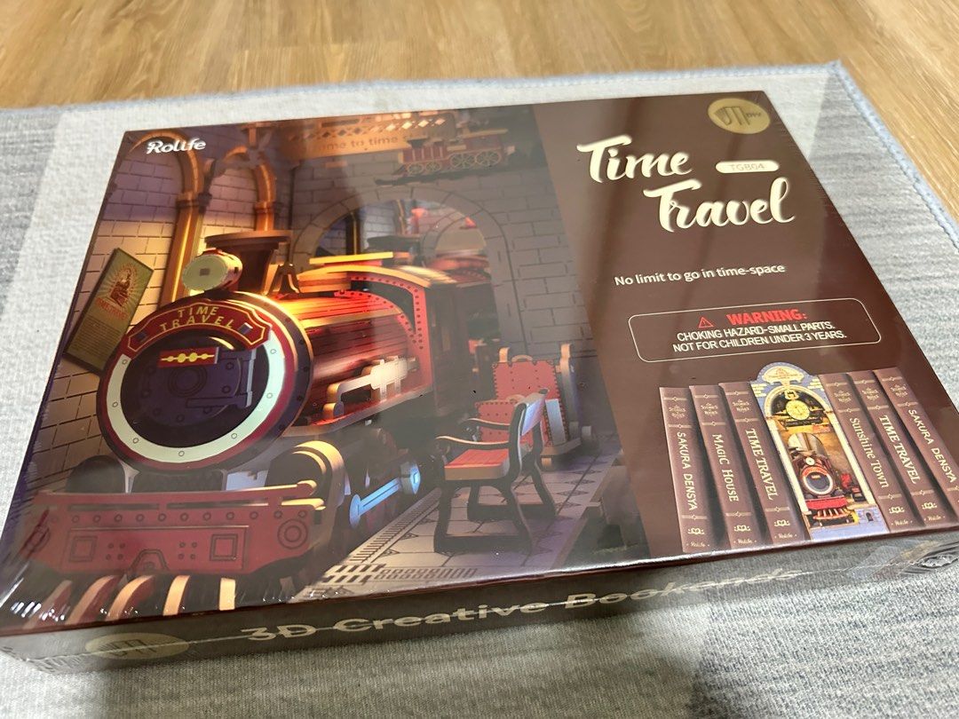 Robotime DIY House - Time Travel House Book Nook - Puzzle