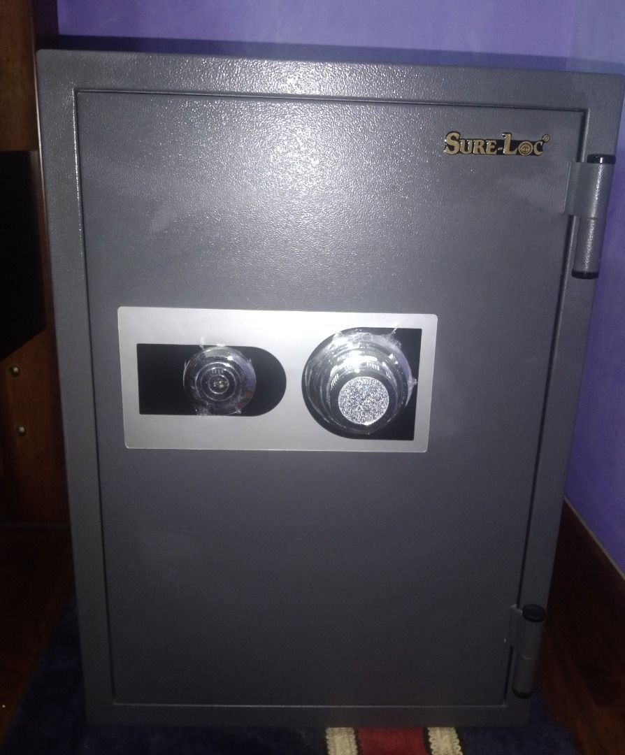 Safe for sells64884988850049111
