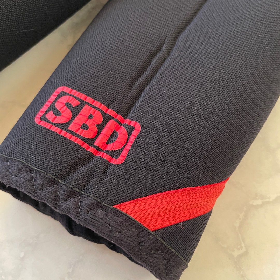 SBD Knee Sleeves Small (Category: Sports & Fitness Nutrition) located in Pasig City. Submitted by ilovethat (Listing ID 1225286162, Image 2). Description: SBD Knee Sleeves Size Small Condition: Used but in good condition Price: Php 2,500 Location: Pasig RFS: not using it anymore I also have powerlifting belt for sale. Please check my other listing. Thank you #powerlifting #kneesleeves #forsale #sbd.