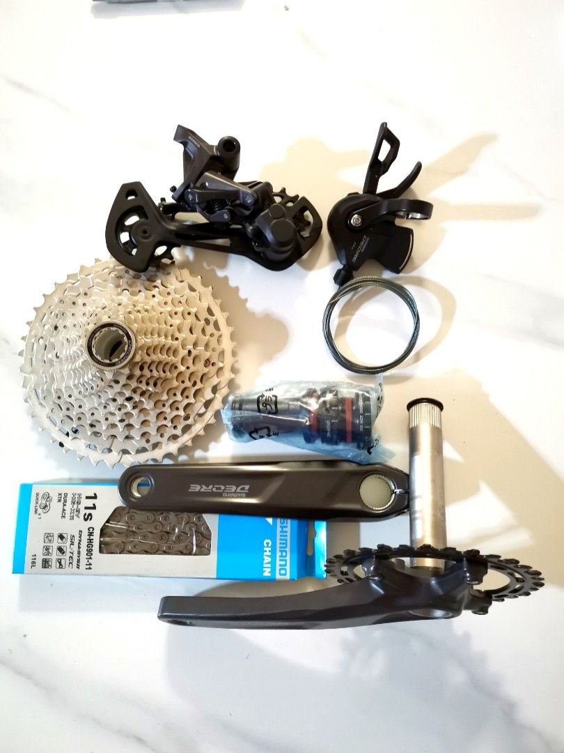 SHIMANO XT deore 11 speed group set. Sports Equipment Bicycles