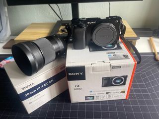 Sony A6000 with Sigma 30mm F1.4 DC DN
