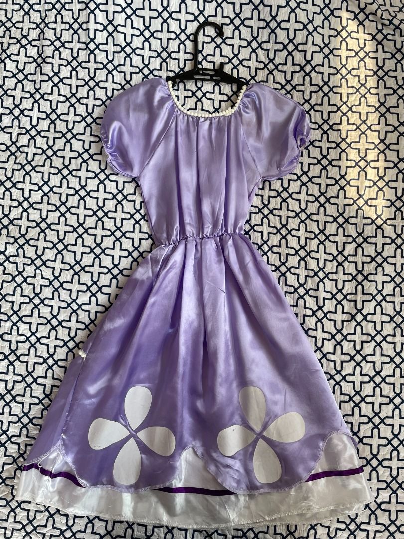 Sophia The First Costume (120cm) (Category: Babies & Kids Fashion) located in Quezon City. Submitted by blueginza (Listing ID 1225234092, Image 3). Description: Sophia The First Costume with a free wand 120cm for Kids aged 4-7 years old 600- TAKE ALL 250 - Light Dress Costume 500 - Heavy Dress Costume .