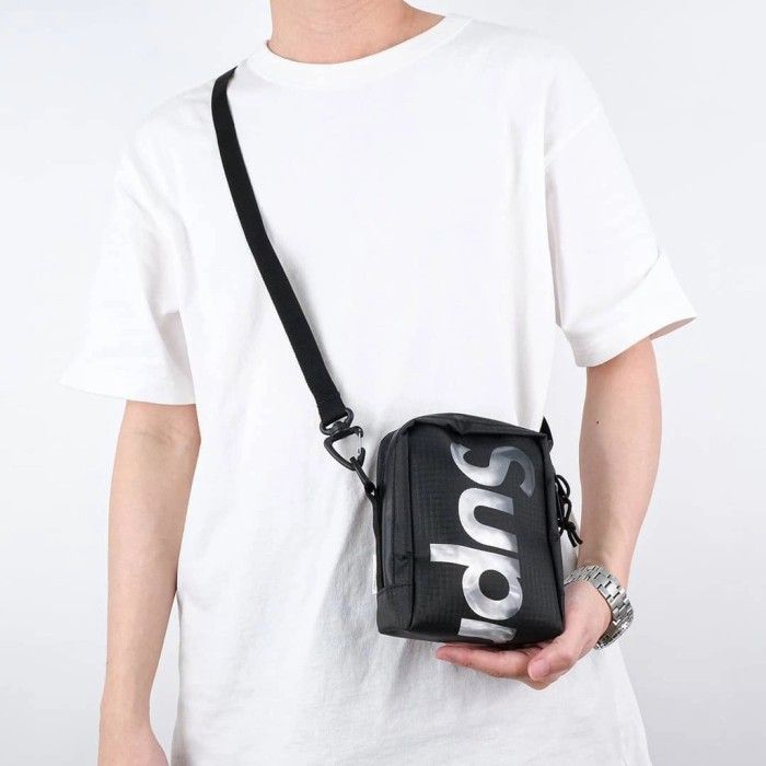 Supreme neck pouch 2021 online