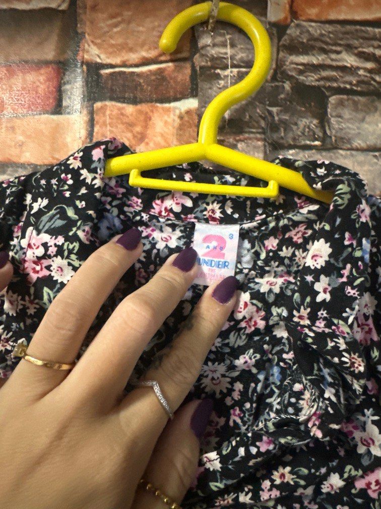 Terno Outfit for kids (Category: Babies & Kids Fashion) located in Makati City. Submitted by affordstuff (Listing ID 1225189953, Image 2). Description: Very cute 2-5yrs old.