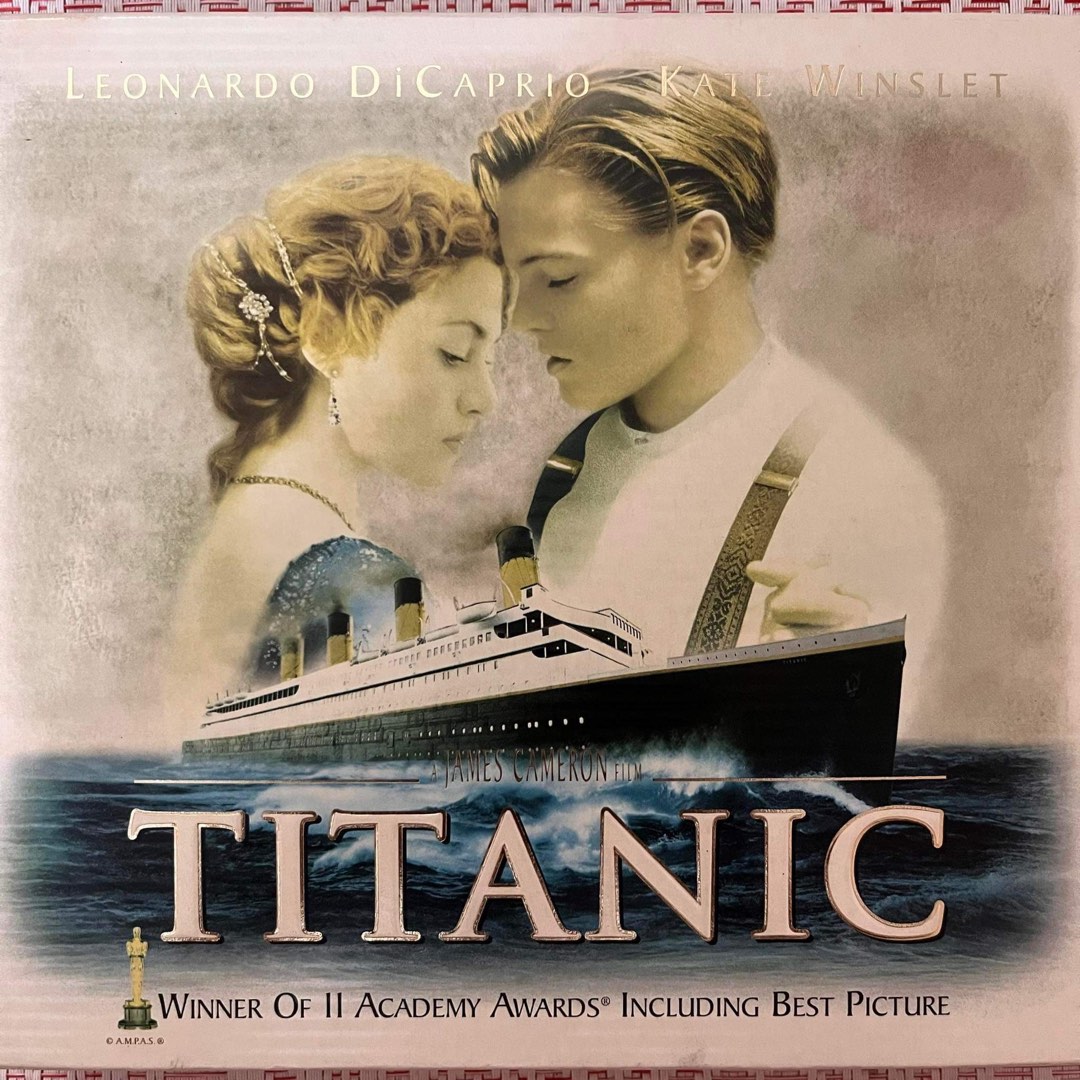 TITANIC VHS, Hobbies & Toys, Music & Media, CDs & DVDs on Carousell