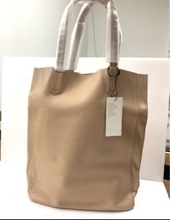 （分類：）位於 。 由 elsliu 提交（商品編號 1225265026，圖片 1）。簡介： 。