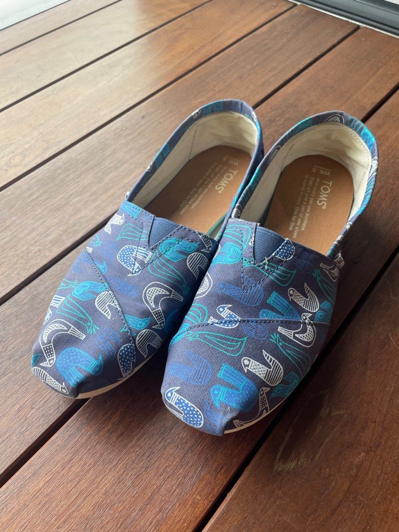 Toms shoes US 6.5 EU 37