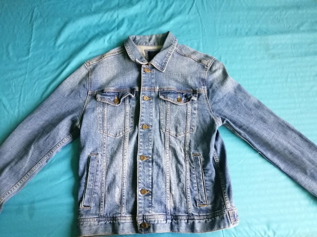 Topten Demin Jacket (Category: Coats, Jackets and Outerwear) located in Marikina City. Submitted by jbysy (Listing ID 1225107483, Image 2). Description: Topten Demin Jacket Size 105 female Can fit L to XL.