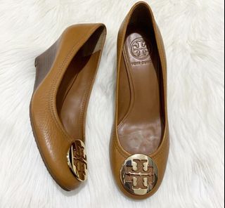(Kategori: ) berada di . Dikirim oleh lhya_preloved (ID iklan 1225276896, Gambar 1). Deskripsi: .