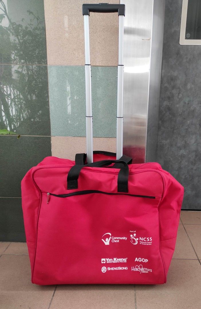 Travel Bag Trolley Bag Big & Beautiful, Hobbies & Toys, Travel, Luggage