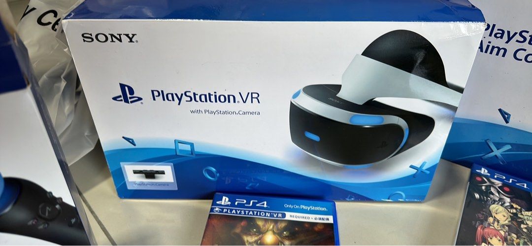 Unbeatable PS4 Bundle Like New Console VR Set Motion