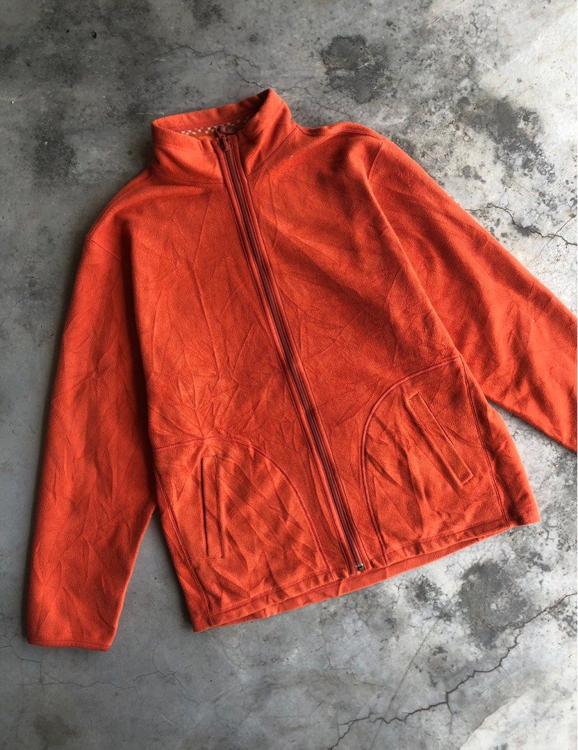 Uniqlo reversible discount fleece jacket