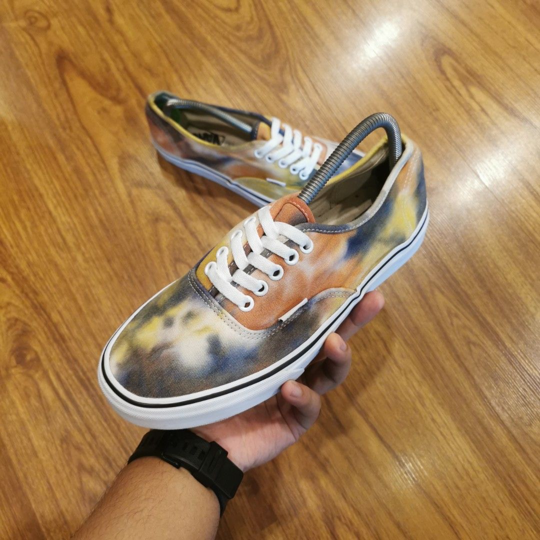 Vans authentic store tie dye