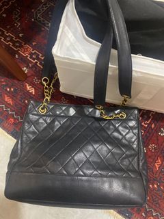 Affordable chanel lambskin tote For Sale, Luxury