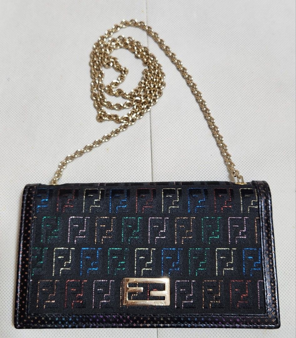 Pre-owned Fendi Continental Wallet on Chain