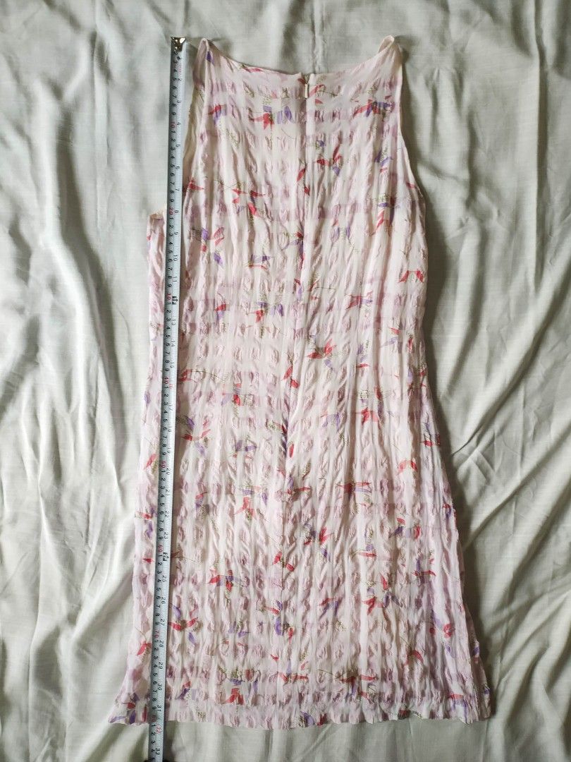 Vintage Pink Mini Dress (Category: Dresses) located in Pasig City. Submitted by elabart (Listing ID 1225152660, Image 3). Description: - Size 36 / XS-S (petite size) B: 16" L: 31" W: 14" - fully lined with back zipper - like crepe wrinkled fabric (no need to iron) - sf c/o buyer.