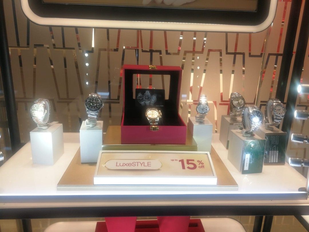 Watch box with LED lights Women s Fashion Jewelry Organisers