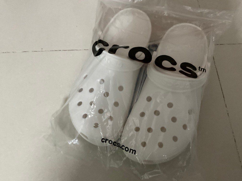 White crocs sales womens size 9