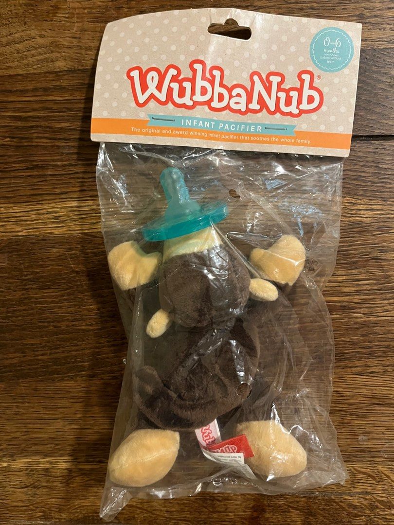 Wubbanub pacifier, Babies & Kids, Nursing & Feeding, Soothers
