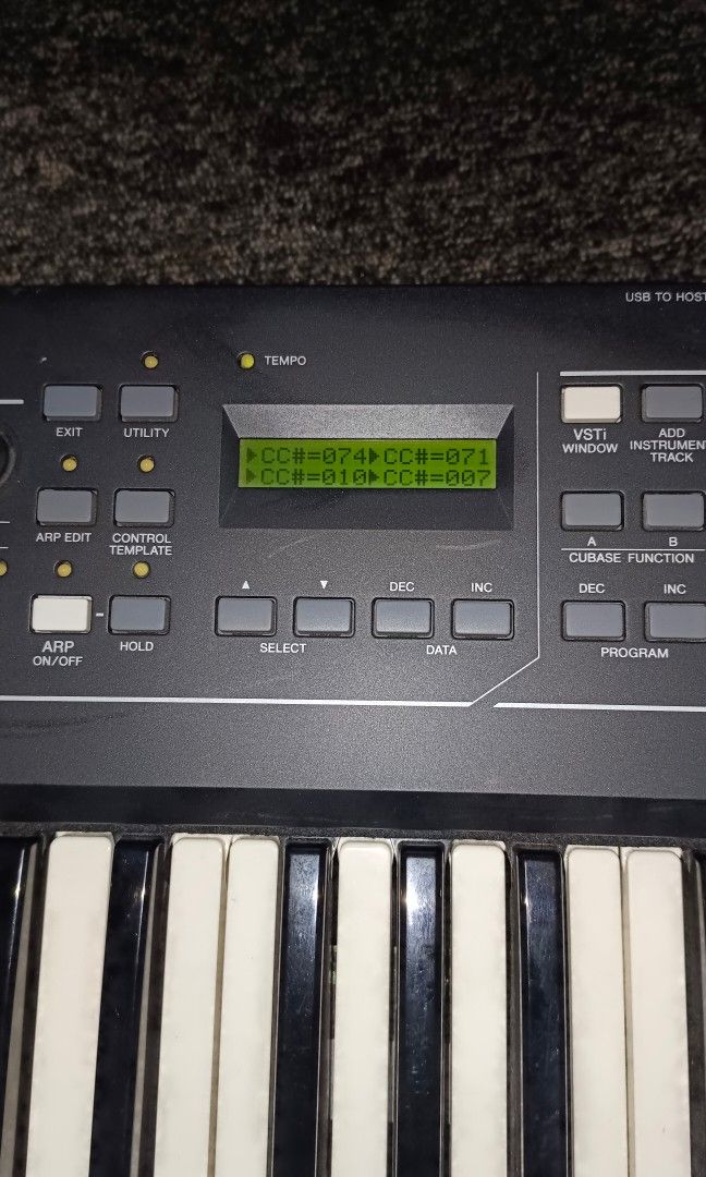 Yamaha kx25 midi keyboard controller piano, Hobbies & Toys, Music
