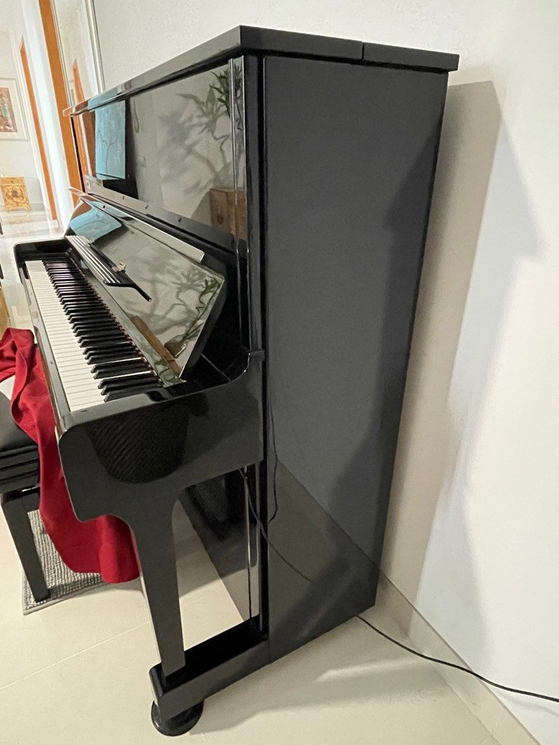Yamaha U1 Piano Made in Japan Certificate of Origin Excellent
