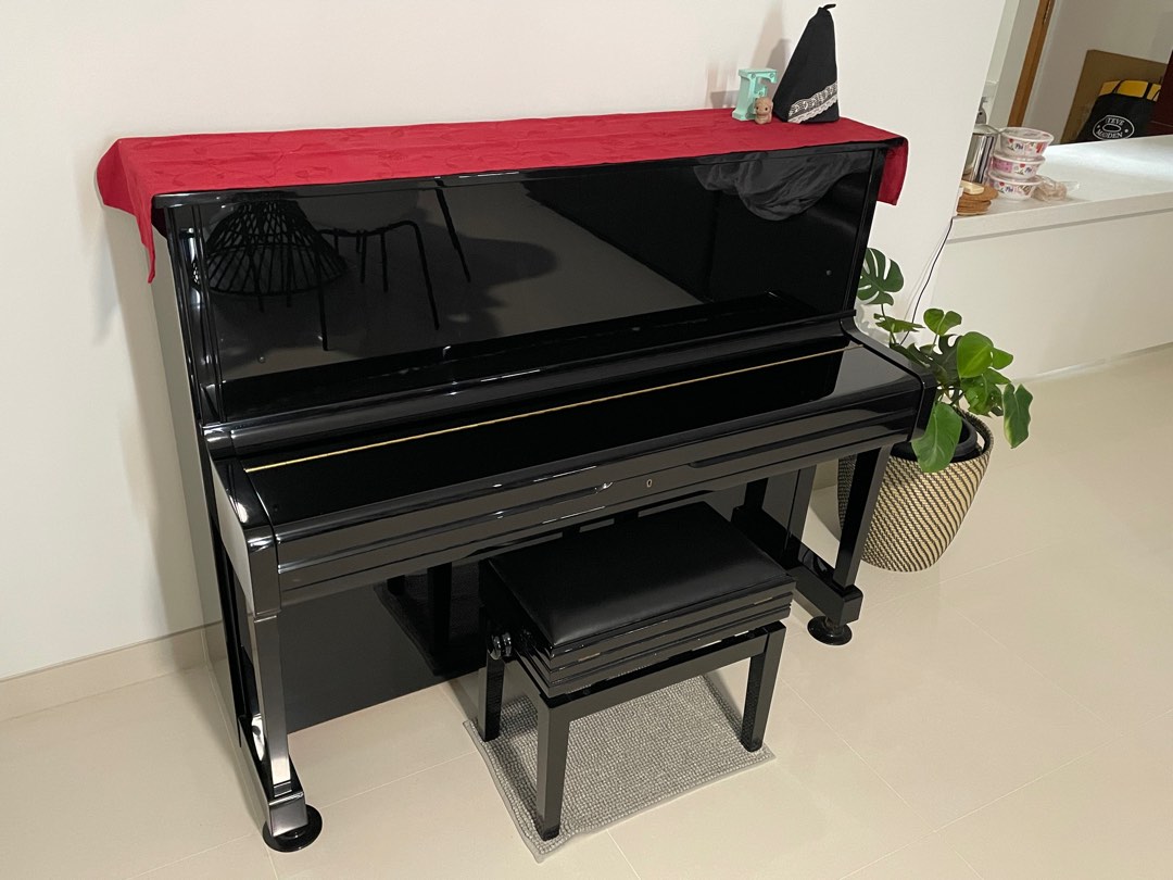 Yamaha U1 Piano Made in Japan Certificate of Origin Excellent