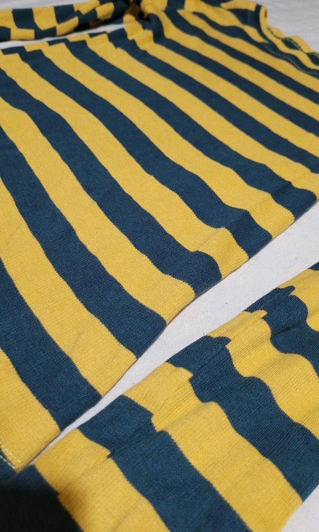 Yellow and green stripes longsleeve (Category: Longsleeves) located in Batangas. Submitted by flying_cosmos (Listing ID 1225210826, Image 2). Description: small to medium.