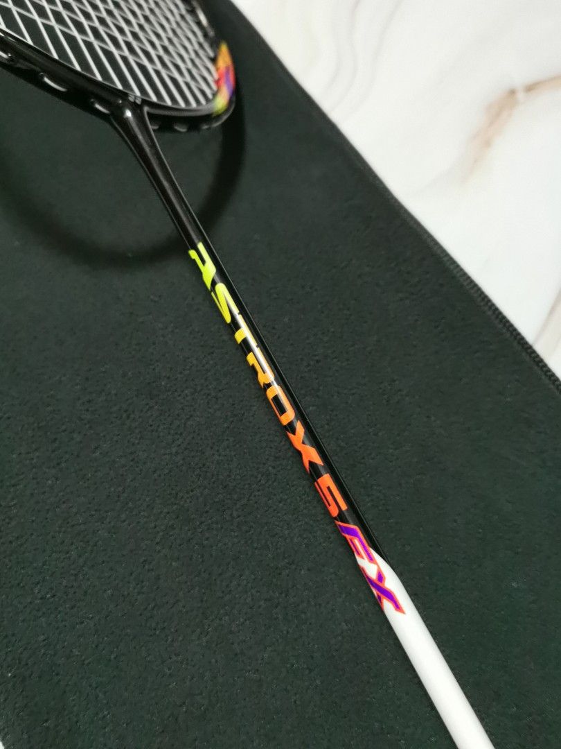 Yonex Astrox 5FX 5 FX Badminton Racket with Yonex Badminton String