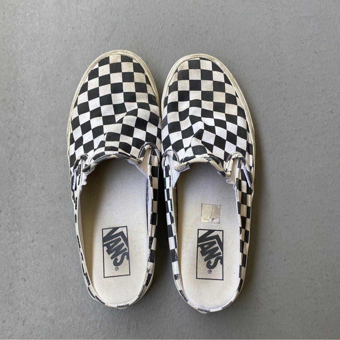 White and grey checkerboard vans hot sale