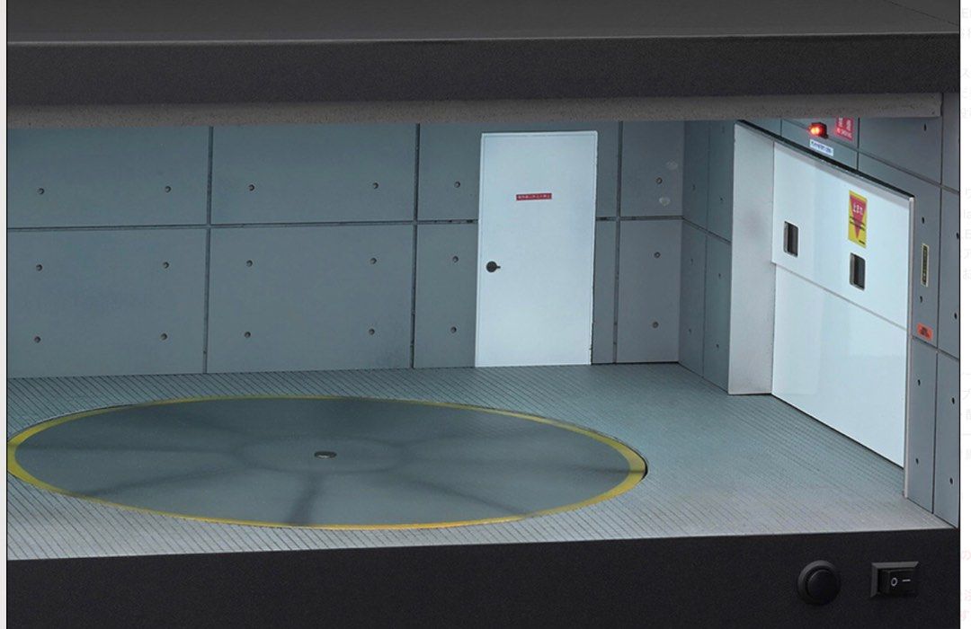 1/18 IGNITION MODEL 3121 CAR PARK DIORAMA WITH ROTATING PLATFORM, 興趣及遊戲, 玩具 & 遊戲類 Carousell