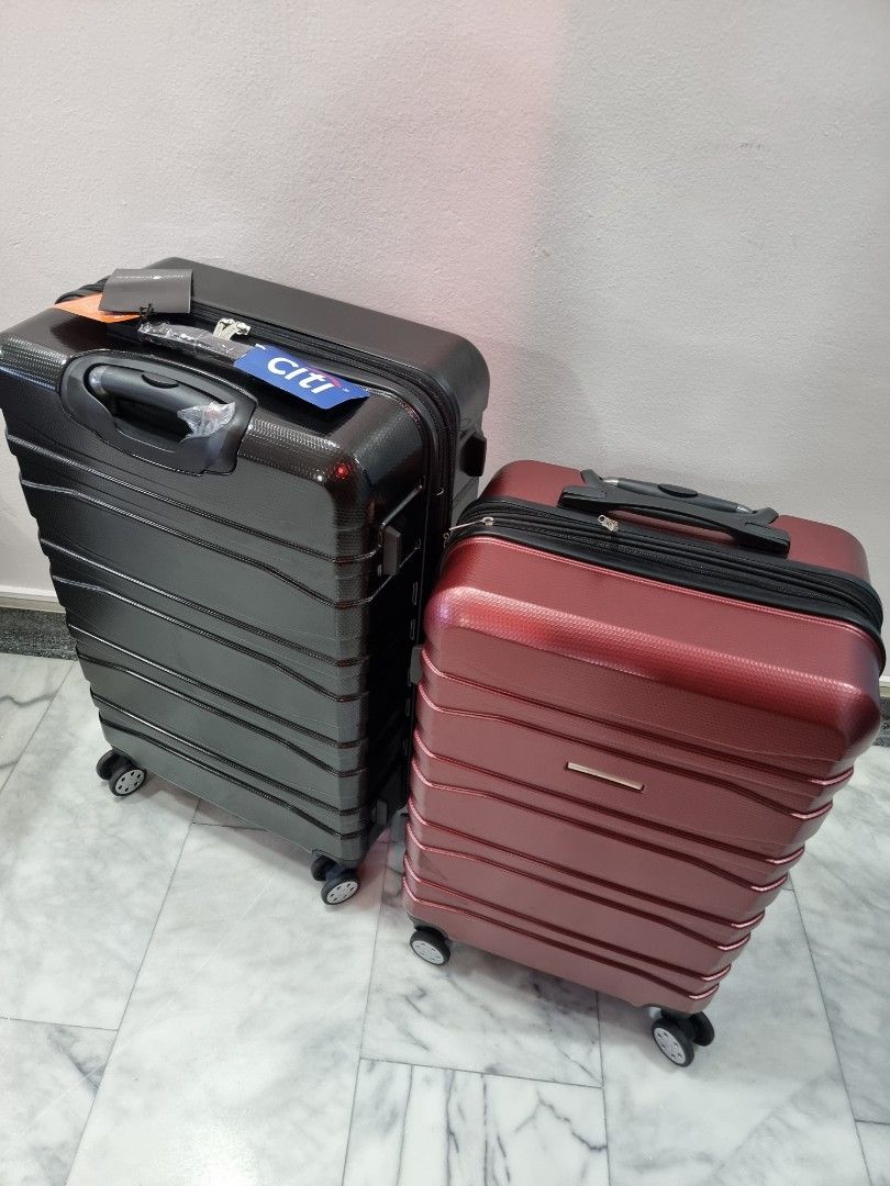2 FOR PRICE OF 1 BRAND NEW New Yorker Luggage 28 24 Inch Cabin Check in