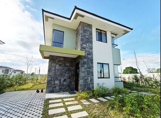 3 Bedroom House and Lot for Sale in Verra Settings Vermosa Imus Cavite by Ayala Land