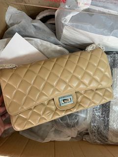 （分類：）位於 。 由 cwinggg 提交（商品編號 1225367263，圖片 1）。簡介： 。