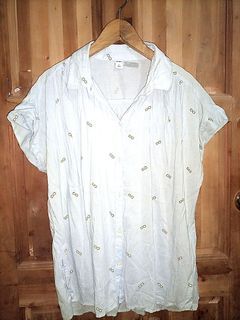 🎯 OLD NAVY LIGHT BLUE BLOUSE