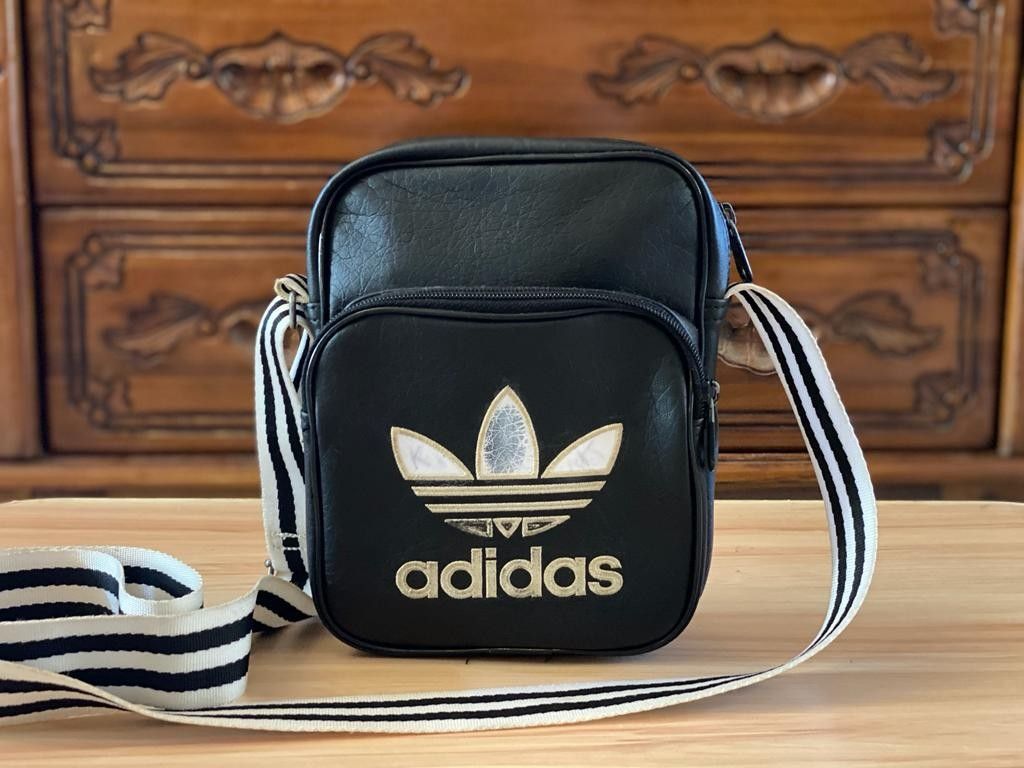 Beg sling deals adidas