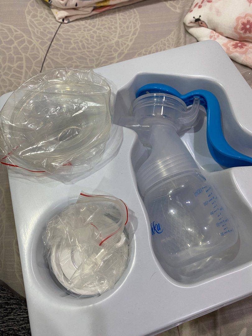 ANAKKU MANUAL BREASTPUMP, Babies & Kids, Nursing & Feeding